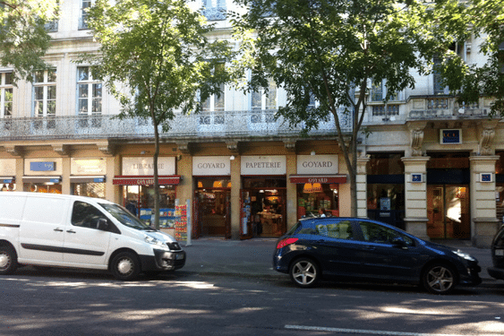 Papeterie à Nîmes (30)